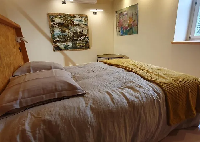 Maison Paragone * Bergues